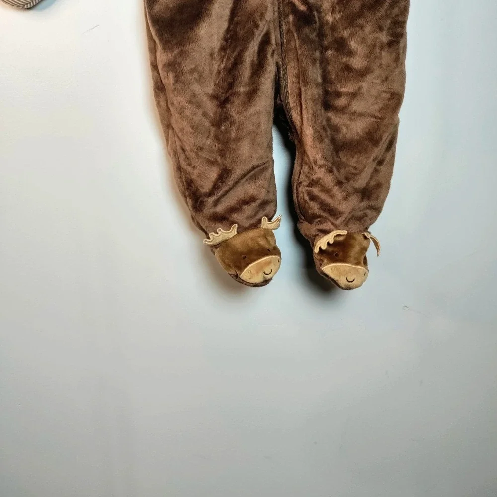 Carters Baby Bunting Outwear‎ Hooded Footed Zip Up Brown Moose Reindeer 6M Plush